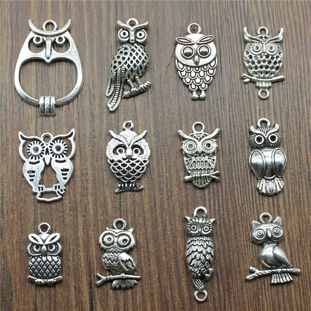 Vintage Fashion Theme - 10st Charms Uil Antiek Zilver Kleur