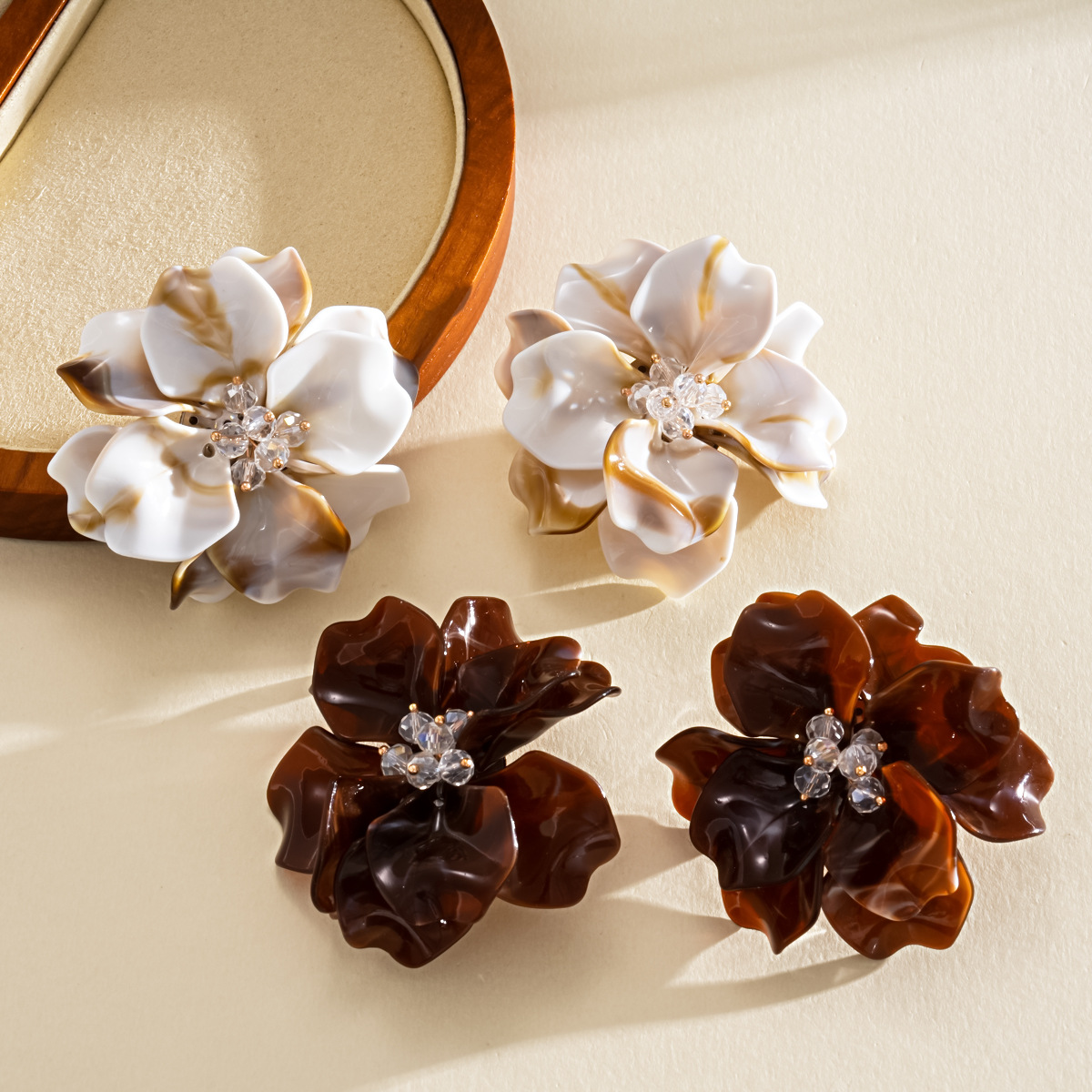 Grote vintage harsbloem oorrin - Vintage Fashion Center recensie en prijs